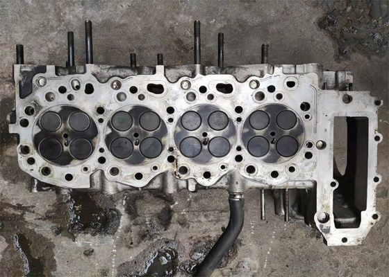 Culasse utilisée diesel du moteur 4JJ1 pour l'excavatrice Zx 130-5a 8-97355 - 9-708