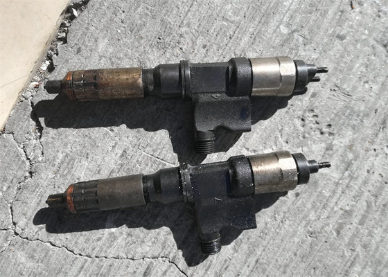 4HK1 6HK1 a utilisé l'injecteur de carburant pour l'excavatrice ZX240-3 ZX330-3 8982843930 0950005471